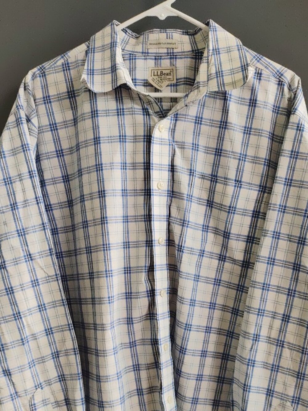 LL Bean Plaid Button Down Shirt Men's XL Reg Wrinkle Resistant Blue White